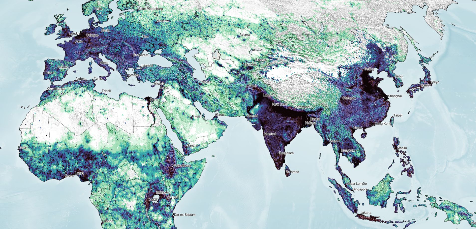 Mapa de calor de la densidad de población del hemisferio oriental, que muestra altas concentraciones en India, China y Europa.