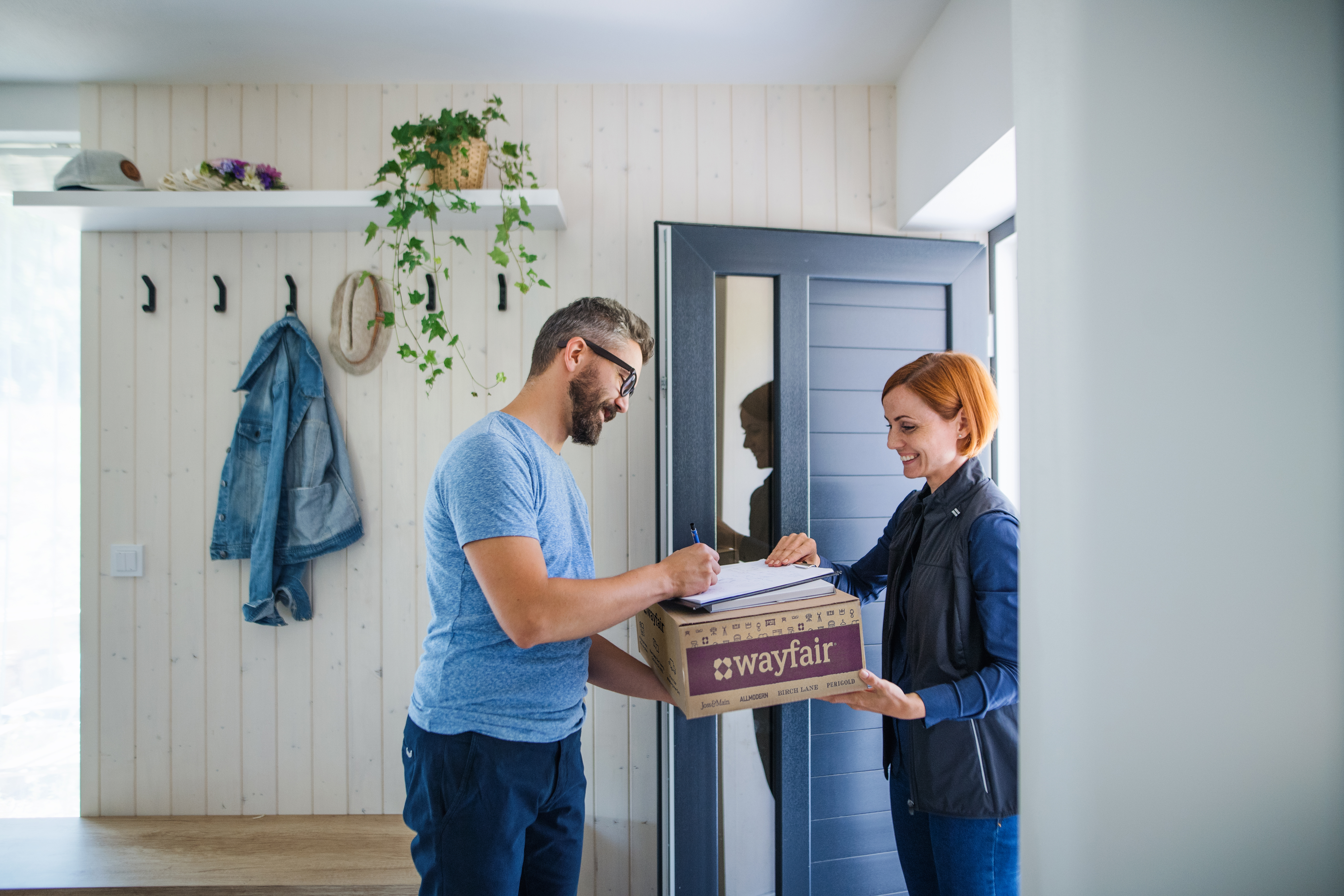 Wayfair customer signing
